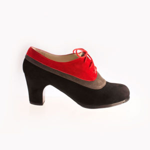Blucher tricolor