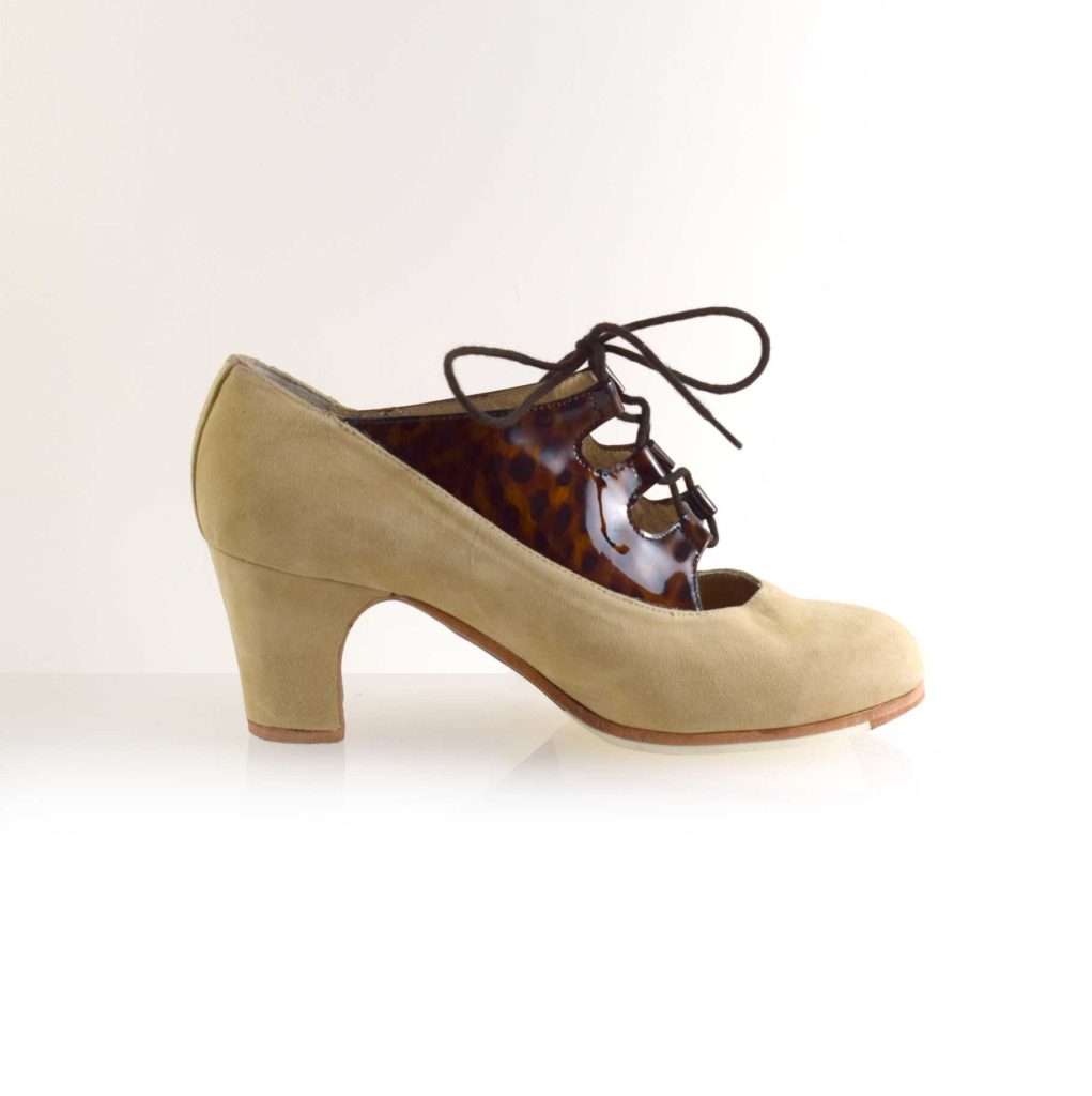 Antiguo especial Tienda de flamenco en Sevilla