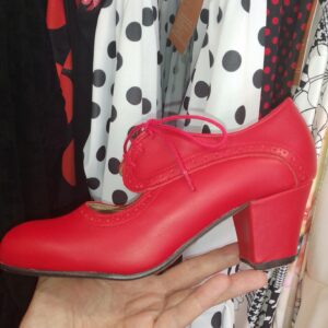 36-37-38-39-40-41 semiprofesional piel rojo , negro