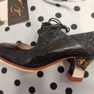 arty brocado con glitter tacon manton